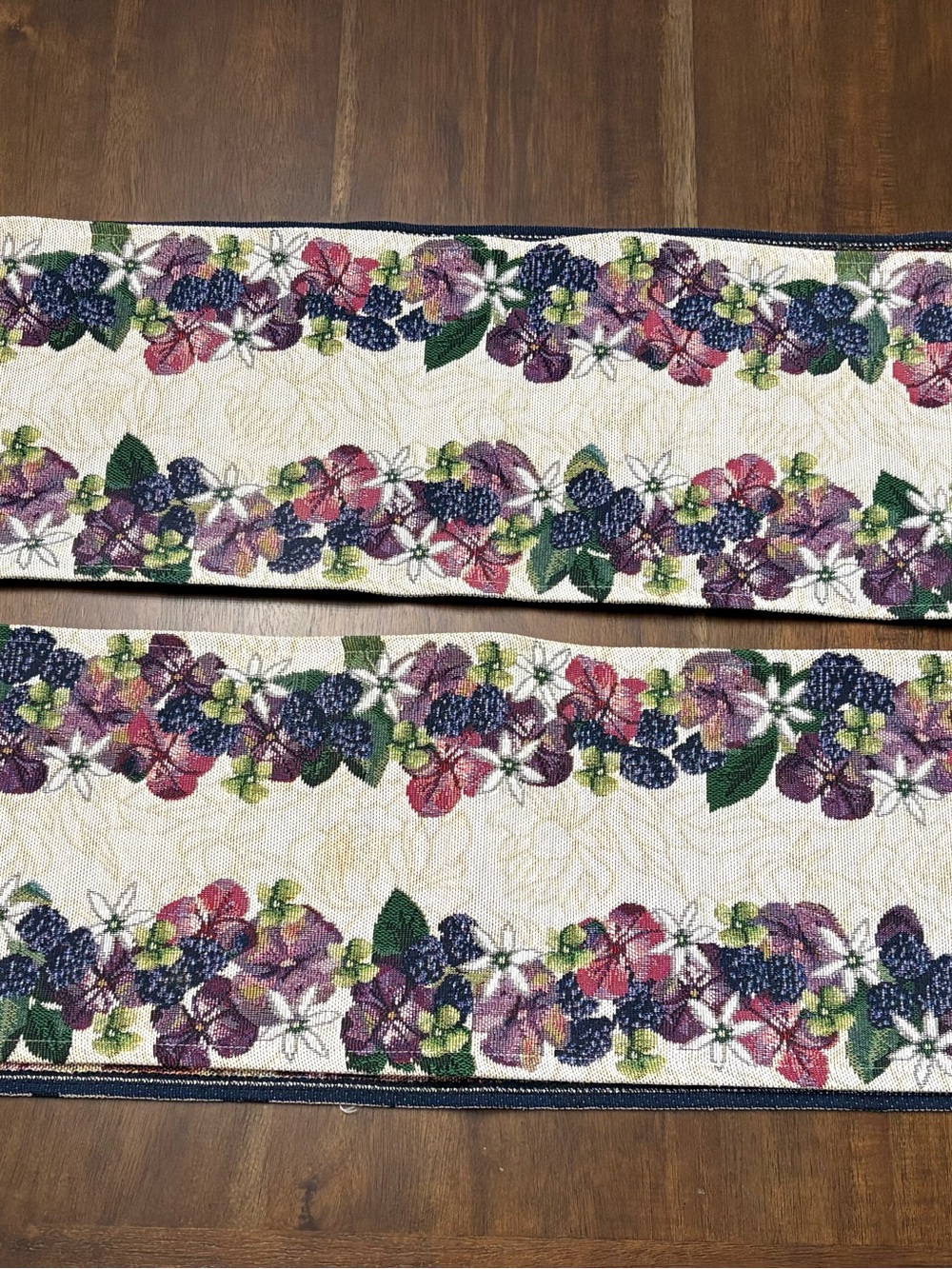 Sander Table and Home Floral Woven Runner